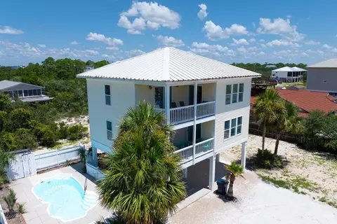 517 W Gulf Beach Dr, Saint George Island, FL 32328
