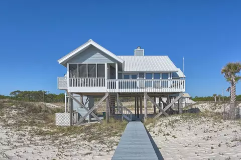 1412 E Gulf Beach Dr, Saint George Island, FL 32328