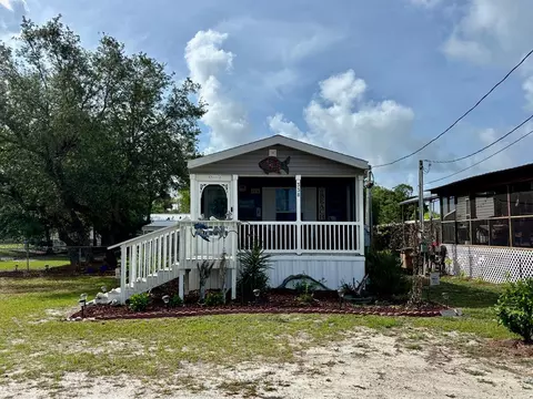 338 Selma St, Port St. Joe, FL 32456