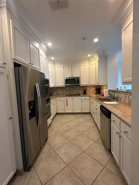 Kitchen - 232 Eagles Way #232, Carrabelle, FL 32322 photo 1 of 4