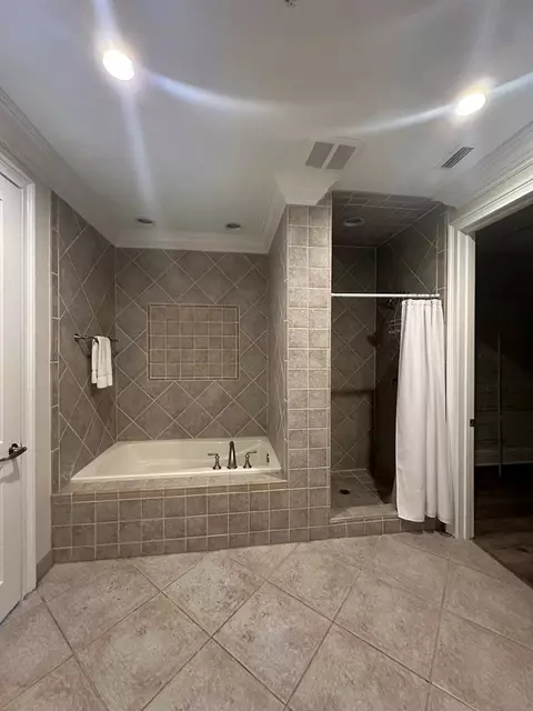Bath - 232 Eagles Way #232, Carrabelle, FL 32322 photo 1 of 5