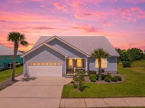 115 St Frances St, Mexico Beach, FL 32456