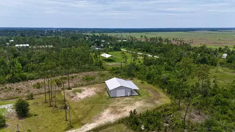 601 Palmetto Dr, Port St. Joe, FL 32456