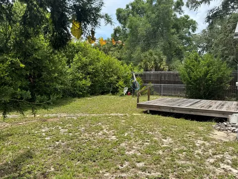 Exterior - 505 NW 3rd St, Carrabelle, FL 32322 photo 4 of 8