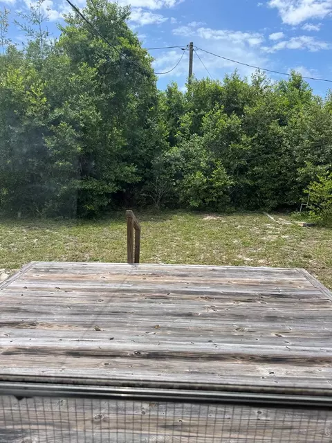 Exterior - 505 NW 3rd St, Carrabelle, FL 32322 photo 7 of 8