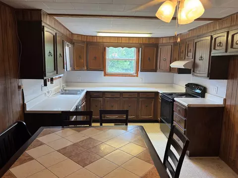 Kitchen - 505 NW 3rd St, Carrabelle, FL 32322 photo 1 of 6