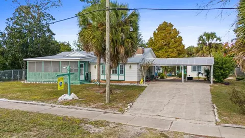 605 10th St, Port Saint Joe, FL 32456