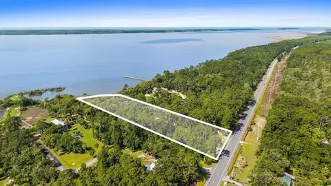 2536 Cr 30-a, Apalachicola, FL 32320