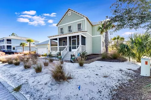 411 Front St, Port St. Joe, FL 32456