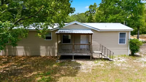 27 Chehaw St, Panacea, FL 32346