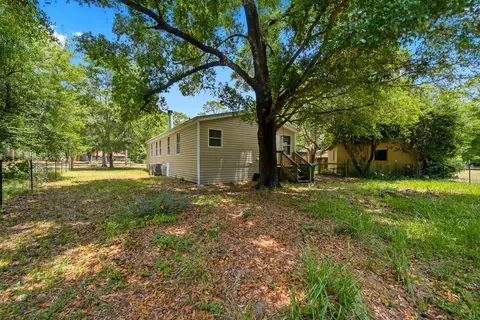 Exterior - 27 Chehaw St, Panacea, FL 32346 photo 6 of 13