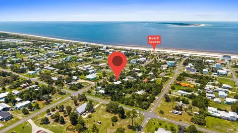 247 Selma St, Port St. Joe, FL 32456