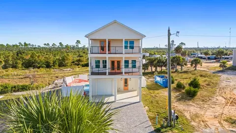 108 N 32nd St, Mexico Beach, FL 32456