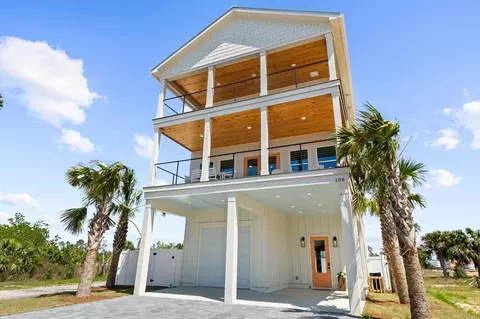 108 N 32nd St, Mexico Beach, FL 32456