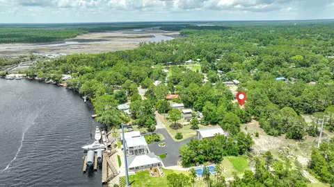 723 Three Rivers Rd, Carrabelle, FL 32322 photo 3