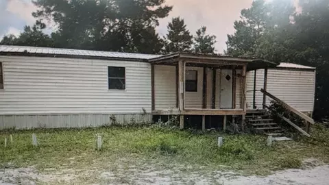 2094 Lighthouse Rd, Carrabelle, FL 32322