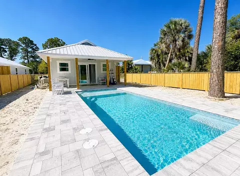151 Beach St, Port St. Joe, FL 32456