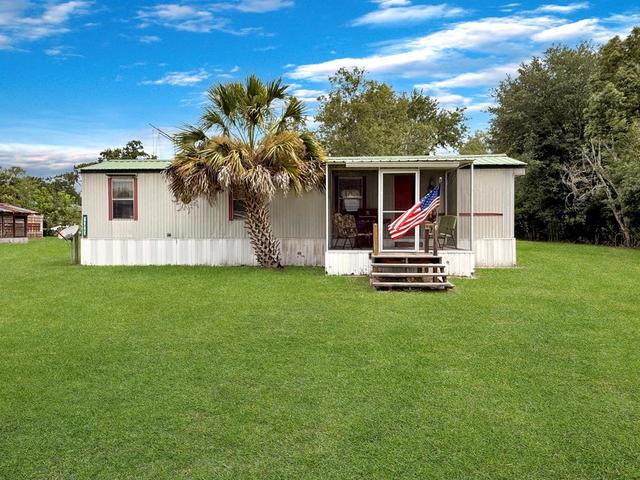 6947 Blossom Hill Rd, Wewahitchka, FL 32465