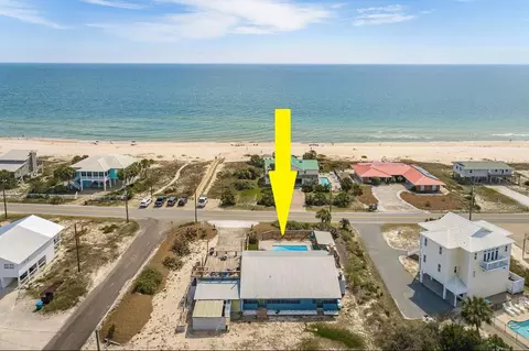 901 W Gorrie Dr, Saint George Island, FL 32328