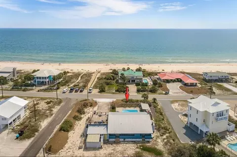901 W Gorrie Dr, Saint George Island, FL 32328