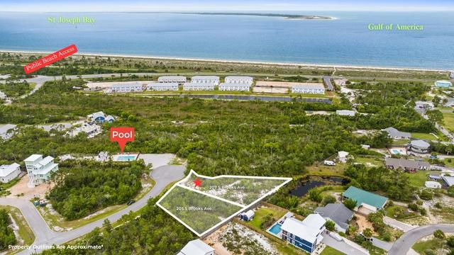 207 S Brooks Ave, Port St. Joe, FL 32456