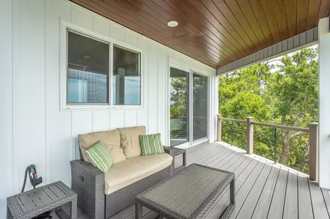 Exterior - 2800 Hwy 98 E, Carrabelle, FL 32322 photo 4 of 5