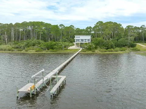 View/Area - 2800 Hwy 98 E, Carrabelle, FL 32322 photo 7 of 12