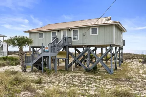 308 W Gorrie Dr, Saint George Island, FL 32328