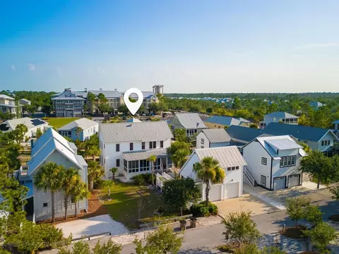 105 Washboard Ct, Port St. Joe, FL 32456