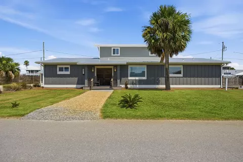 111 14th St, Mexico Beach, FL 32456