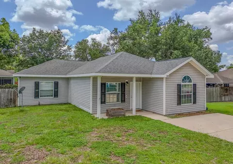 117 Mary Dr, Wewahitchka, FL 32465