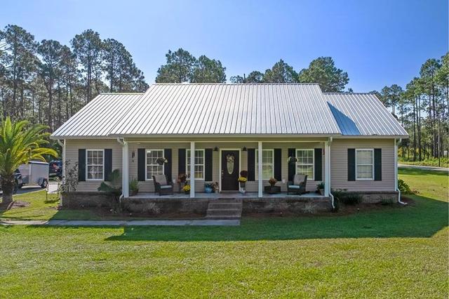 150 Hathcock Rd, Apalachicola, FL 32320