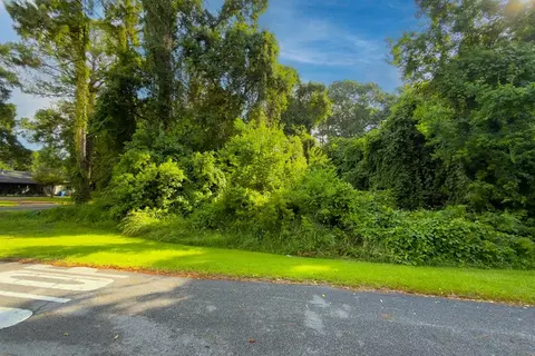 237 Jacobie Oneil Ln, Apalachicola, FL 32320