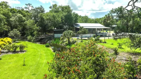 205 Marks St, Carrabelle, FL 32322 photo 7