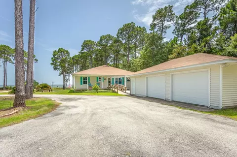 Exterior - 9 Hammock Cove Rd, Eastpoint, FL 32328 photo 23 of 32