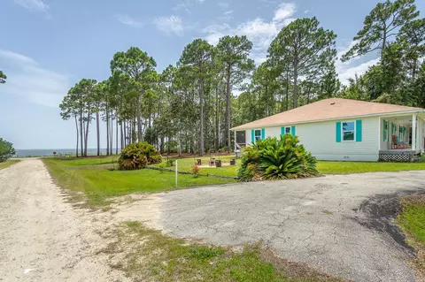 Exterior - 9 Hammock Cove Rd, Eastpoint, FL 32328 photo 11 of 32