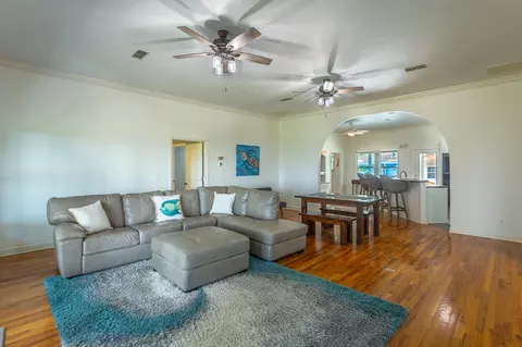 Living - 9 Hammock Cove Rd, Eastpoint, FL 32328 photo 2 of 6
