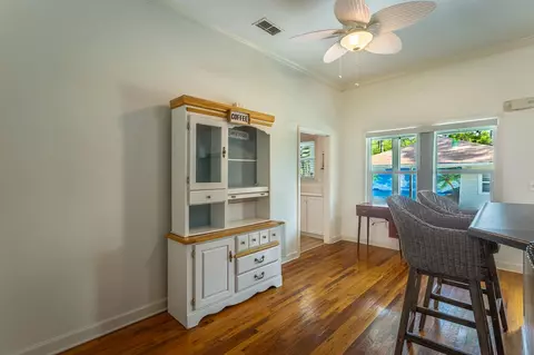 Dining - 9 Hammock Cove Rd, Eastpoint, FL 32328 photo 1 of 1