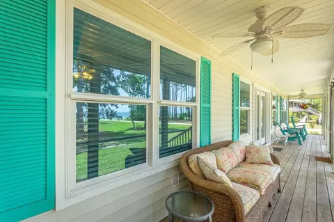 Exterior - 9 Hammock Cove Rd, Eastpoint, FL 32328 photo 17 of 32