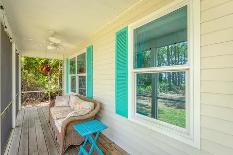 Exterior - 9 Hammock Cove Rd, Eastpoint, FL 32328 photo 18 of 32