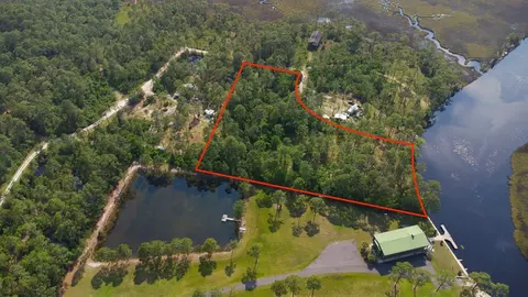 340 Jay Jay Way, Carrabelle, FL 32322 photo 13