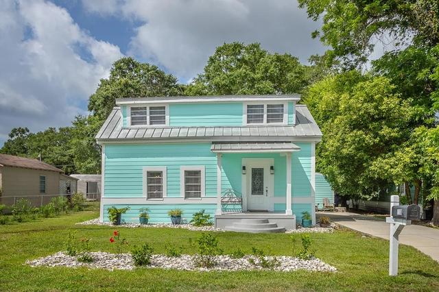 110 14th St, Apalachicola, FL 32320