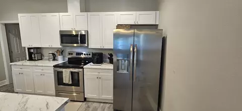 Kitchen - 219 Ante-beppum Loop, Carrabelle, FL 32322 photo 3 of 3