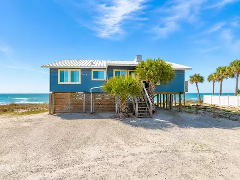 1132 W Gorrie Dr, Saint George Island, FL 32328