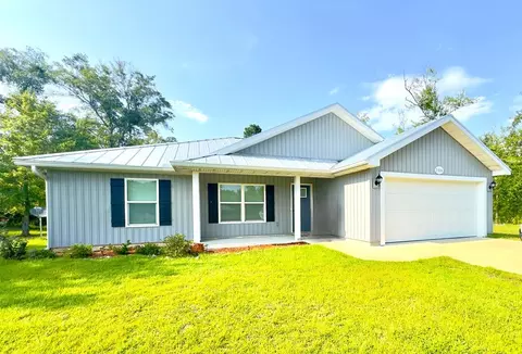306 Pineview Dr, Wewahitchka, FL 32465
