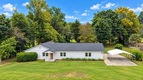 6757 Hwy 71, Wewahitchka, FL 32465