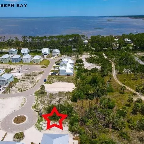 180 Las Palamas Ln, Port St. Joe, FL 32456