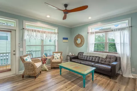 Living - 703 SE 3rd St #703-D, Carrabelle, FL 32322 photo 2 of 3