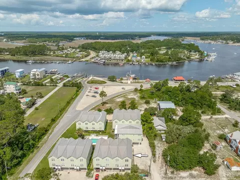 View/Area - 703 SE 3rd St #703-D, Carrabelle, FL 32322 photo 2 of 3