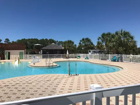 327 E Pass Lndg, Carrabelle, FL 32322 photo 4